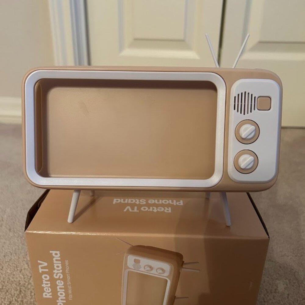 NEW Retro TV Smart Phone Stand - White Antennae & Legs - NIB Sealed Box - Picture 2 of 7